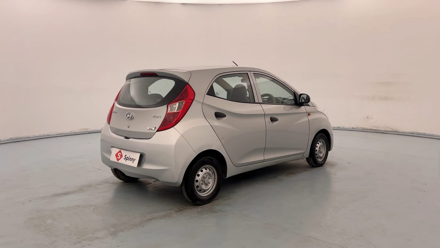 Used 2016 Hyundai Eon Era + Petrol Manual exterior RIGHT REAR CORNER VIEW