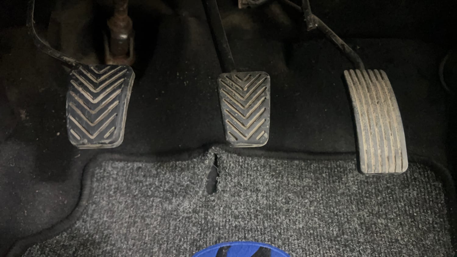 Used 2014 Hyundai Eon Magna Petrol Manual interior PEDALS VIEW