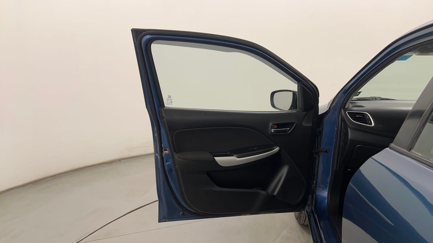 Used 2016 Maruti Suzuki Baleno Delta 1.2 Petrol Manual interior LEFT FRONT DOOR OPEN VIEW