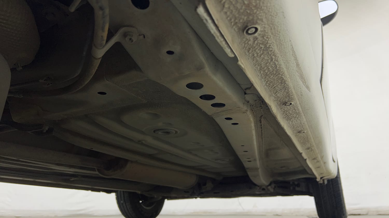 Used 2022 Maruti Suzuki Wagon R LXI 1.0 CNG Cng Manual extra REAR RIGHT UNDERBODY VIEW