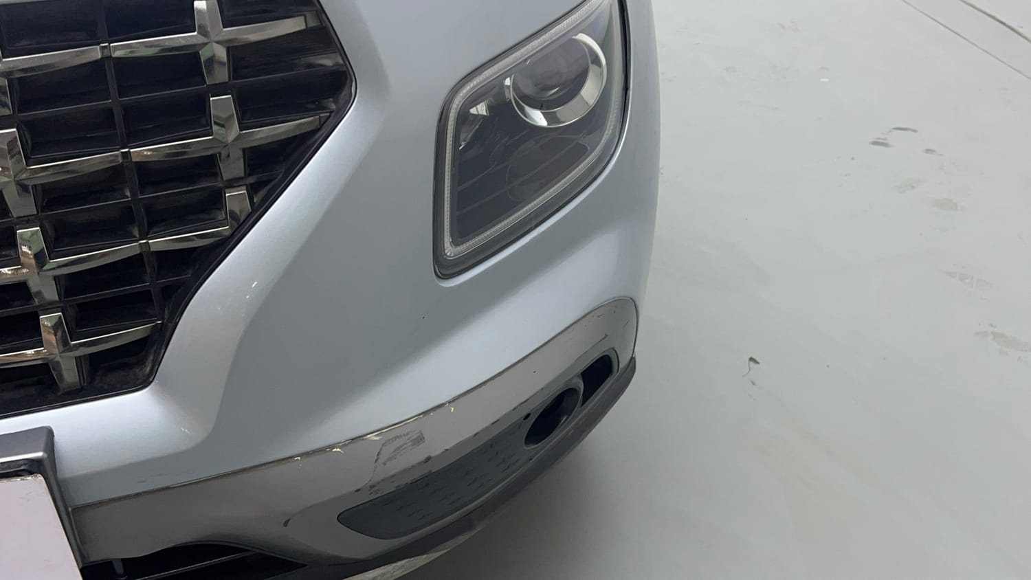 Used 2020 Hyundai Venue SX Plus 1.0 Turbo DCT Petrol Automatic dents MINOR SCRATCH