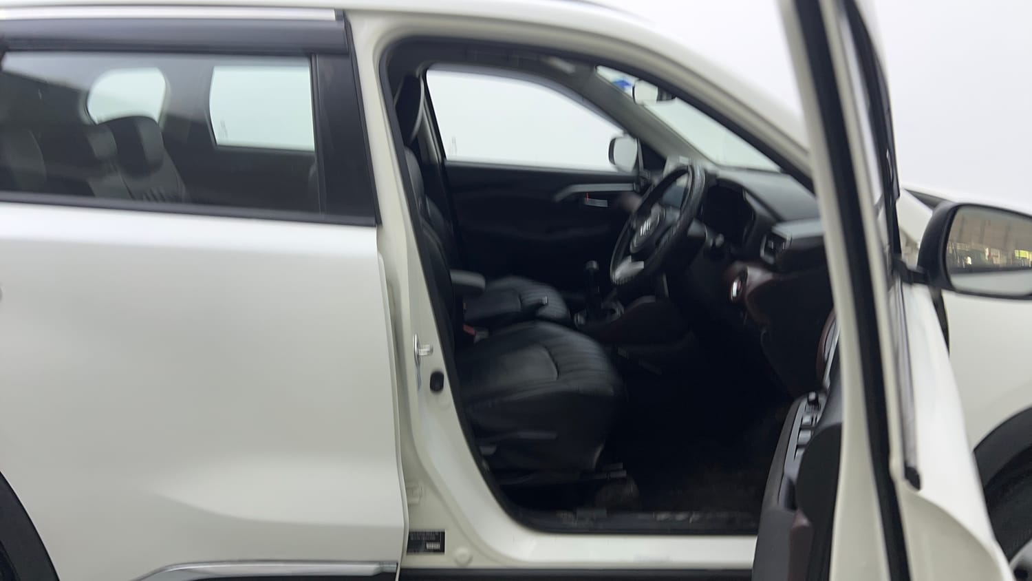 Used 2023 Maruti Suzuki Grand Vitara Sigma Smart Hybrid Petrol Manual interior RIGHT SIDE FRONT DOOR CABIN VIEW