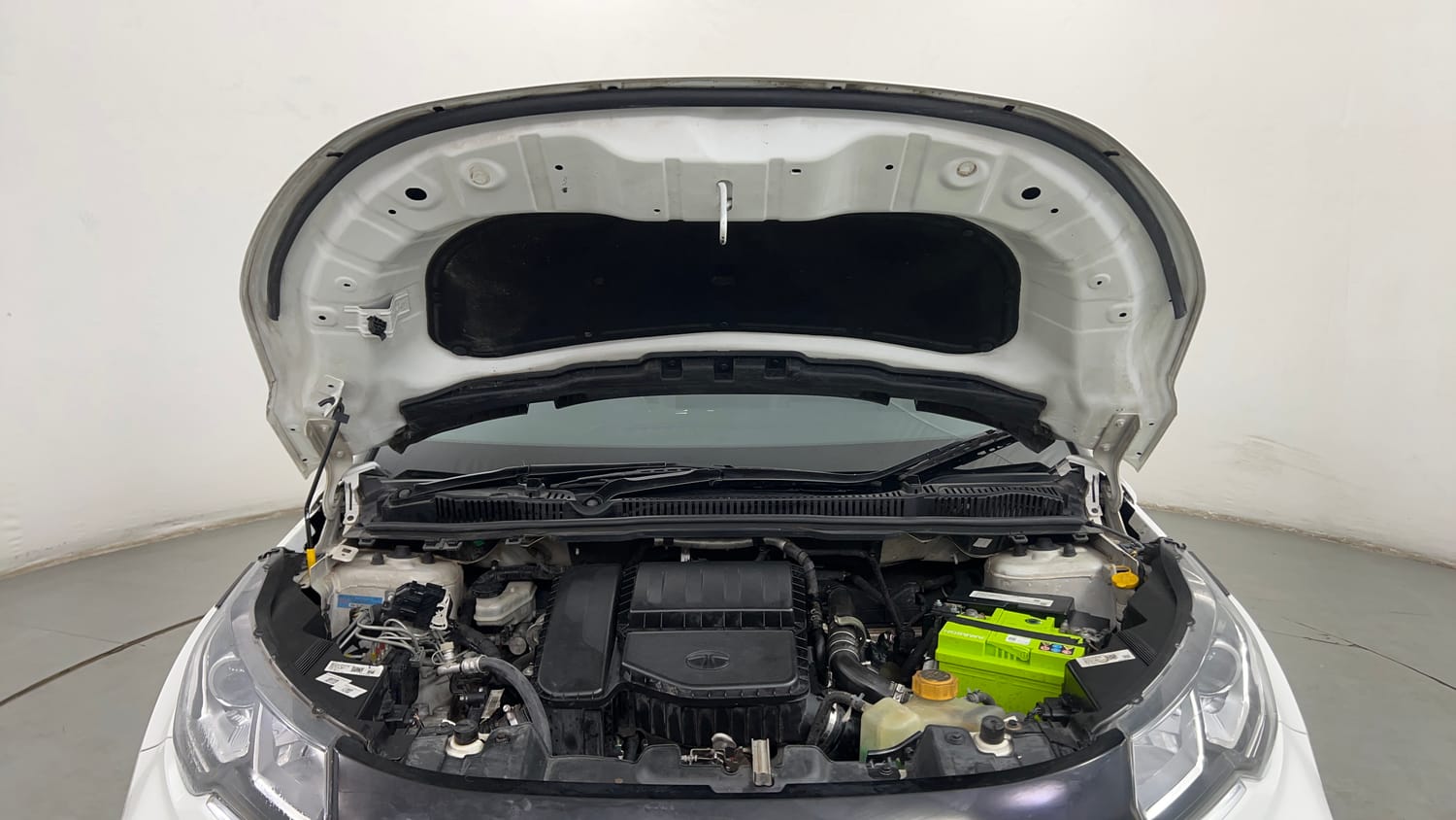 Used 2021 Tata Nexon XZ Plus (O) Diesel Diesel Manual engine ENGINE & BONNET OPEN FRONT VIEW