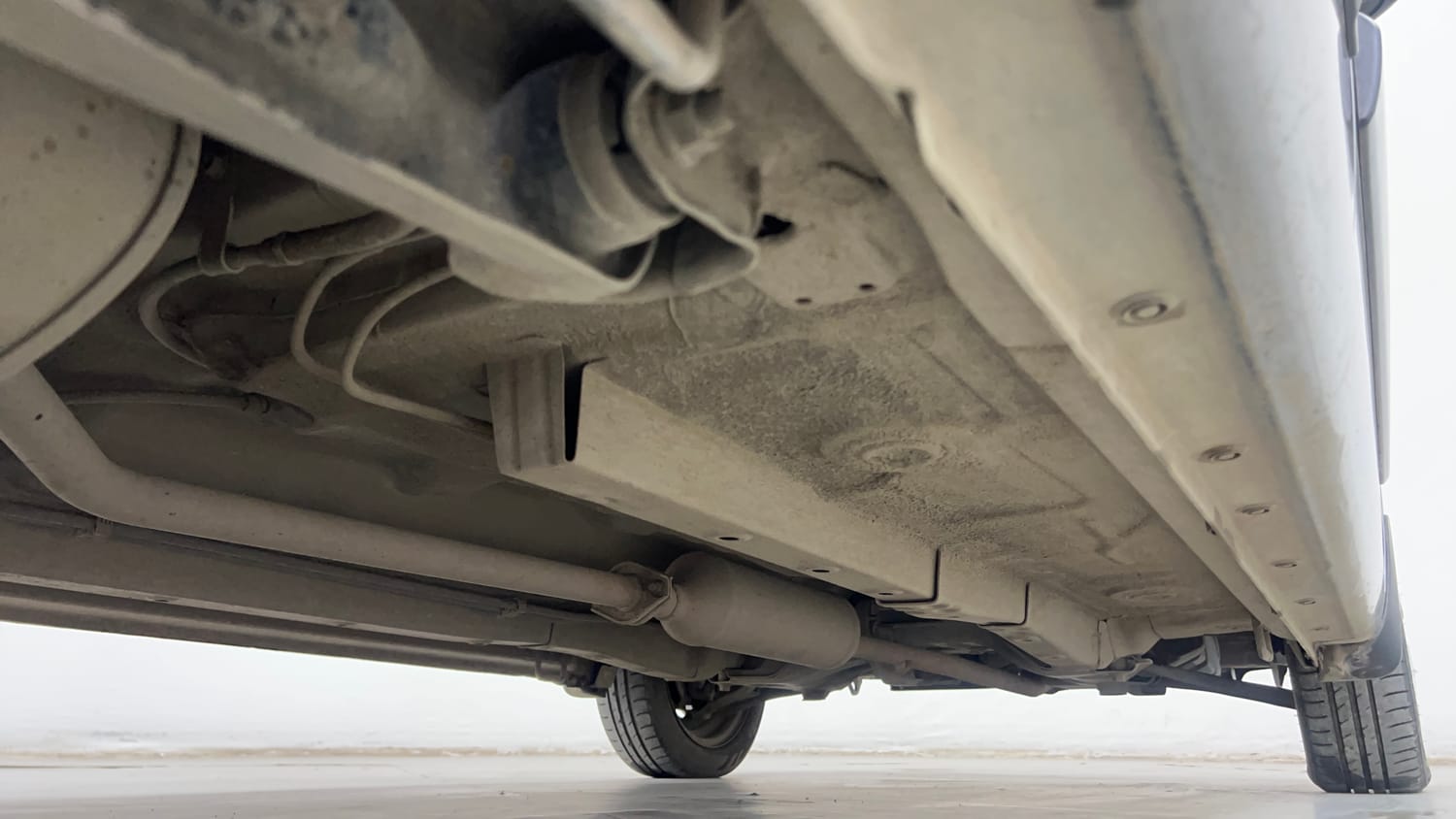 Used 2017 Maruti Suzuki Wagon R 1.0 VXI AMT (O) Petrol Automatic extra REAR RIGHT UNDERBODY VIEW
