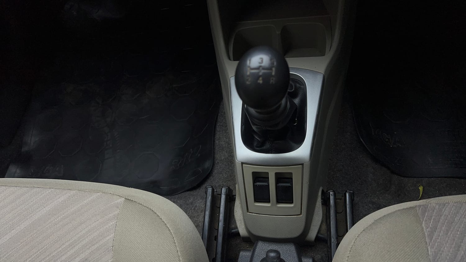 Used 2017 Maruti Suzuki Alto K10 VXi Petrol Manual interior GEAR  KNOB VIEW