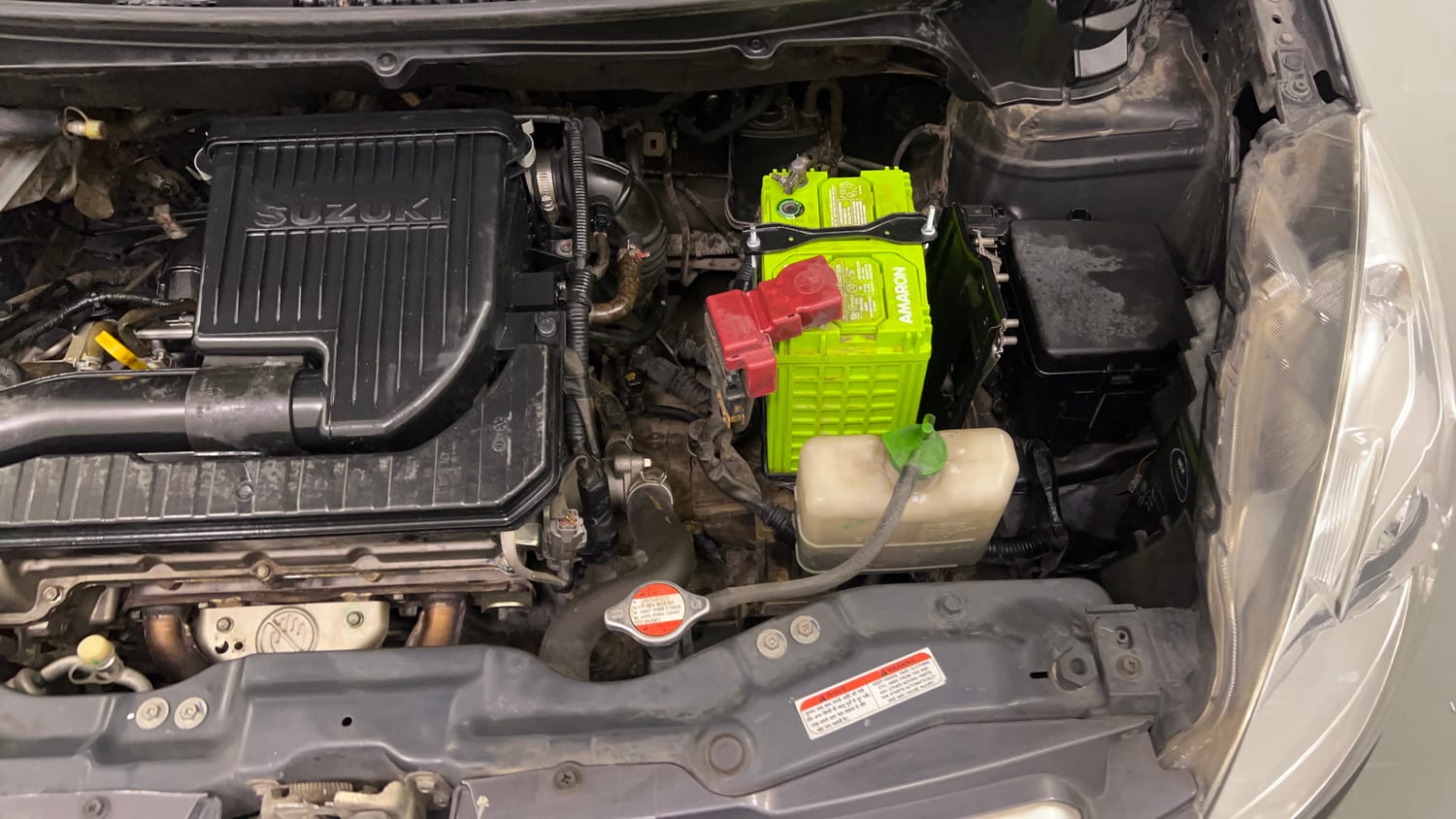 Used 2013 Maruti Suzuki Ertiga Vxi Petrol Manual engine ENGINE LEFT SIDE VIEW