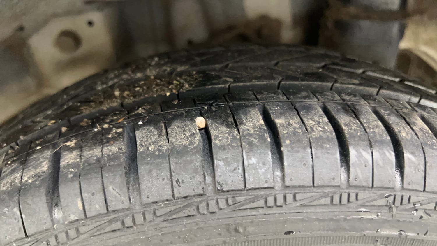 Used 2014 Hyundai Eon Magna Petrol Manual tyres LEFT REAR TYRE TREAD VIEW
