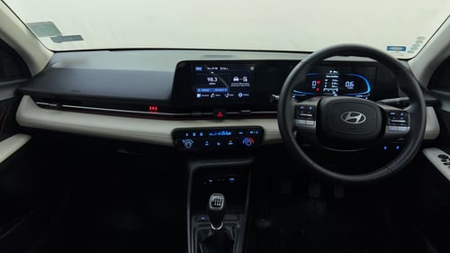 Used 2023 Hyundai Verna SX 1.5 Petrol MT Petrol Manual interior DASHBOARD VIEW