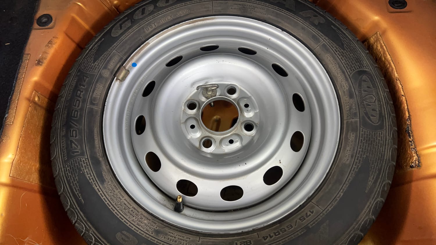 Used 2016 Tata Tiago Revotron XZ Petrol Manual tyres SPARE TYRE VIEW