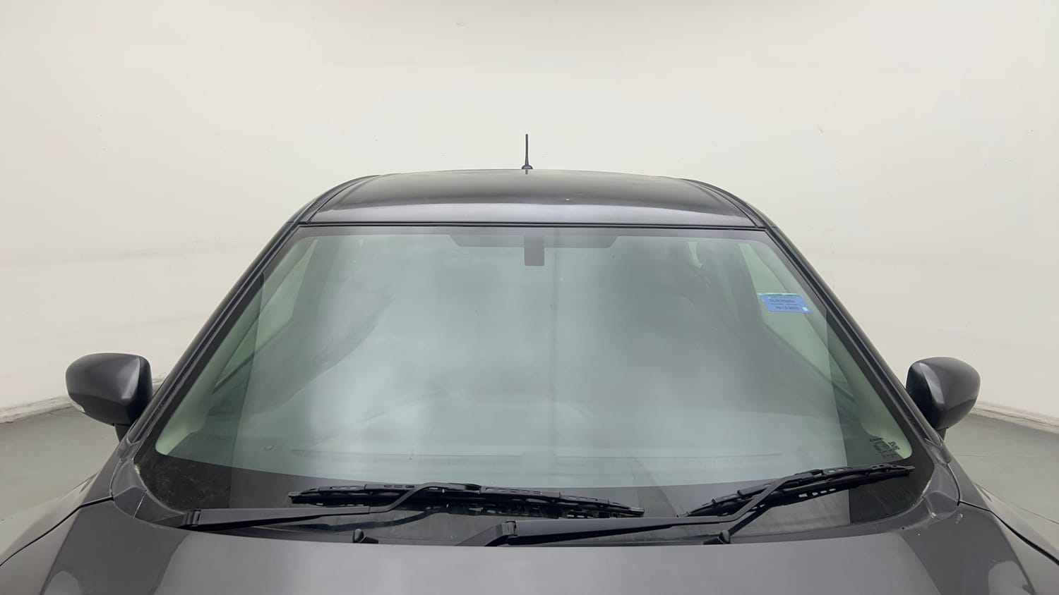 Used 2015 Maruti Suzuki Baleno Zeta 1.2 Petrol Manual exterior FRONT WINDSHIELD VIEW