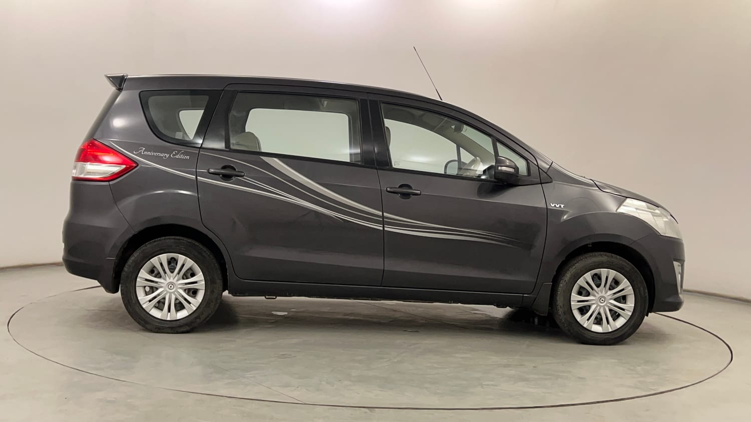 Used 2013 Maruti Suzuki Ertiga Vxi Petrol Manual exterior RIGHT SIDE VIEW