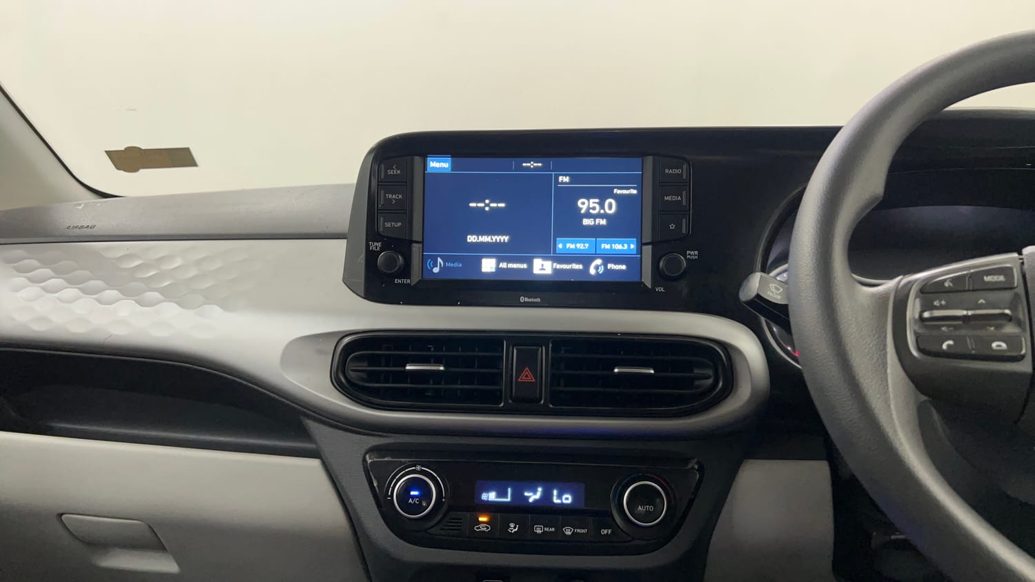 Used 2020 Hyundai Grand i10 Nios Sportz AMT 1.2 Kappa VTVT Petrol Automatic interior MUSIC SYSTEM & AC CONTROL VIEW