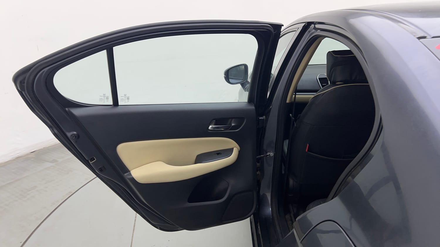 Used 2023 Honda City V Petrol MT Petrol Manual interior LEFT REAR DOOR OPEN VIEW