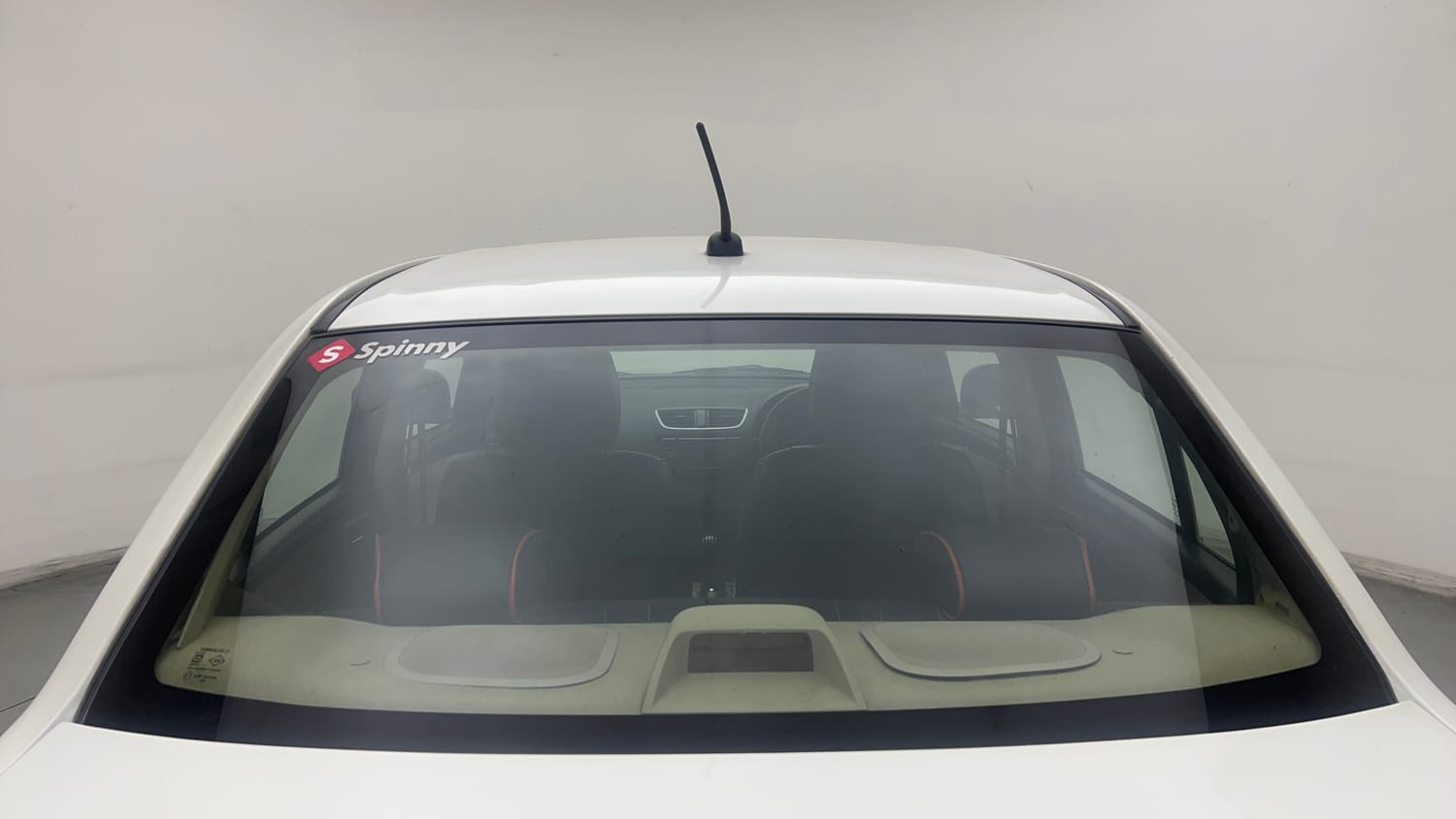 Used 2016 Maruti Suzuki Swift Dzire VXI Petrol Manual exterior BACK WINDSHIELD VIEW