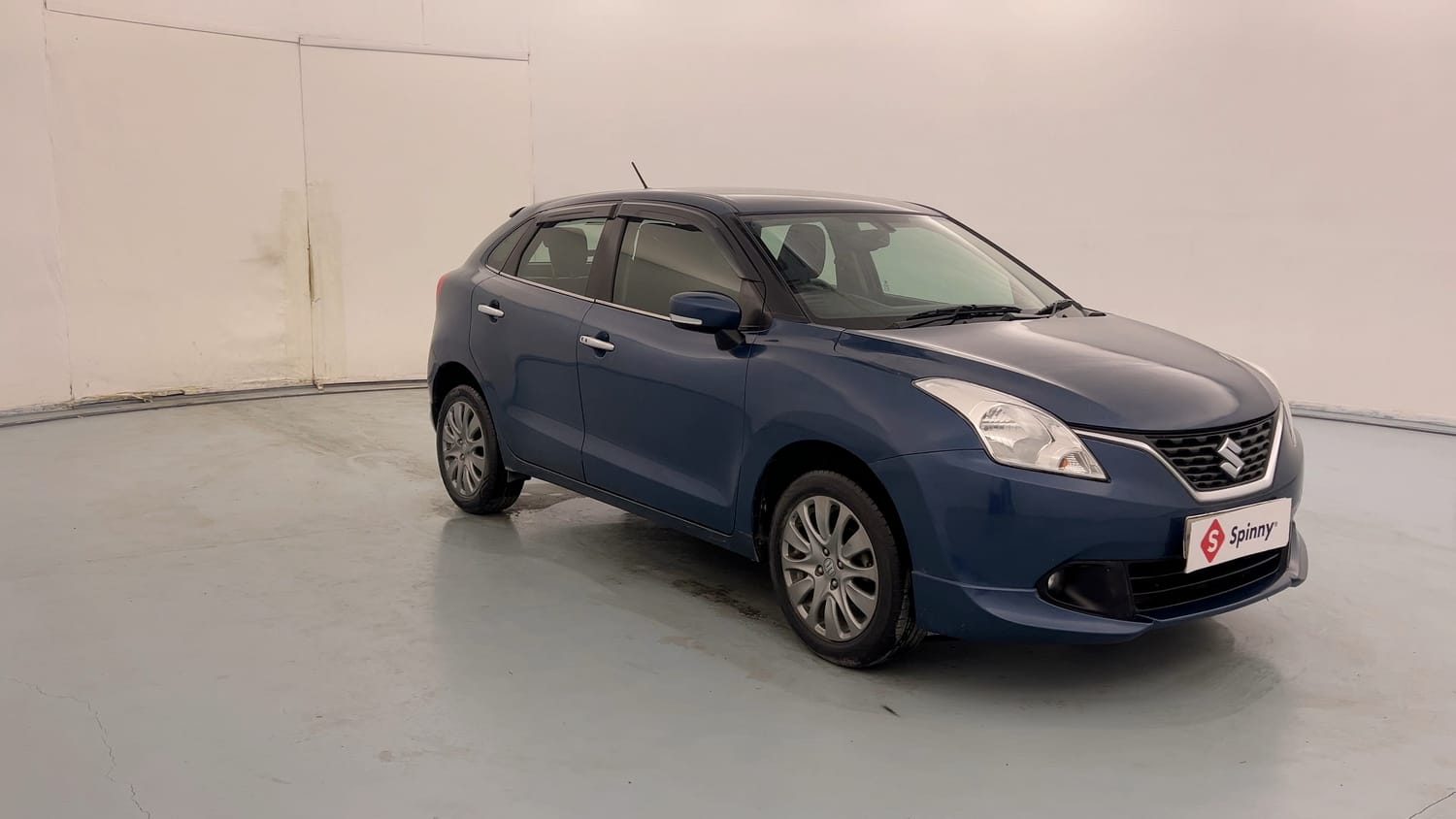 Used 2017 Maruti Suzuki Baleno Zeta 1.2 Petrol Manual exterior RIGHT FRONT CORNER VIEW
