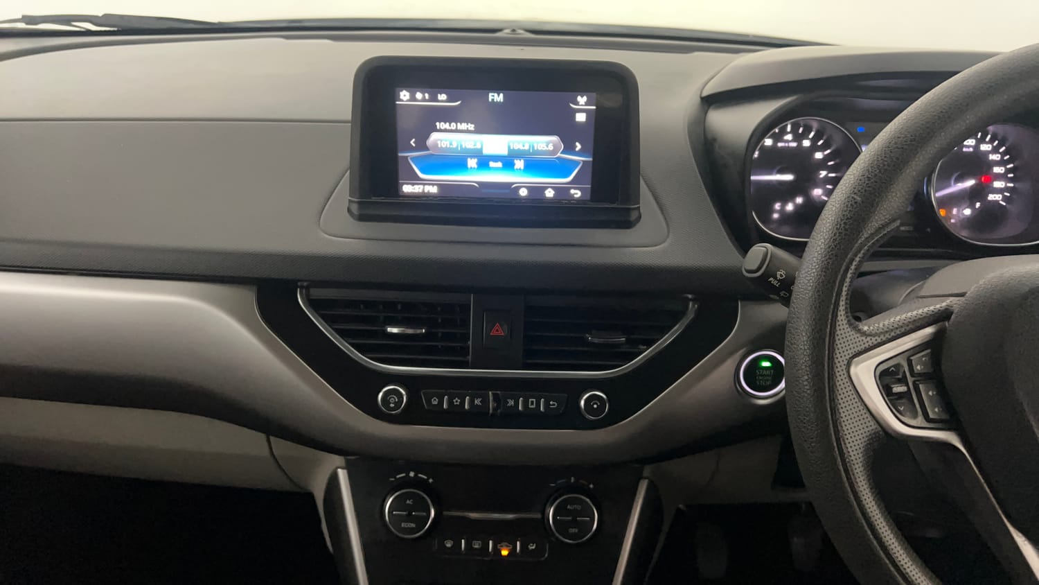Used 2017 Tata Nexon XZ Plus Diesel Diesel Manual interior MUSIC SYSTEM & AC CONTROL VIEW