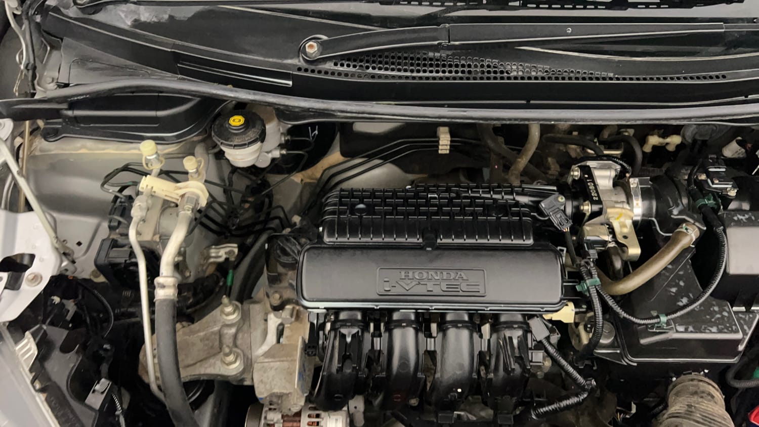 Used 2022 Honda Jazz ZX CVT Petrol Automatic engine ENGINE RIGHT SIDE VIEW