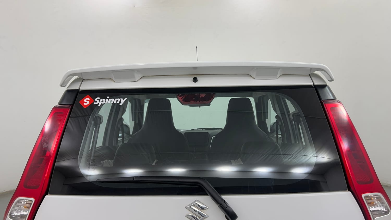Used 2025 Maruti Suzuki Wagon R ZXI Plus 1.2 Petrol Manual exterior BACK WINDSHIELD VIEW