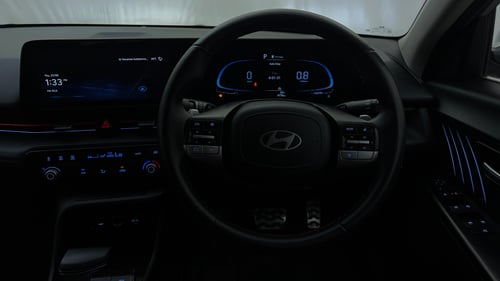 Used 2023 Hyundai Verna SX 1.5 Turbo Petrol DCT Petrol Automatic interior STEERING VIEW