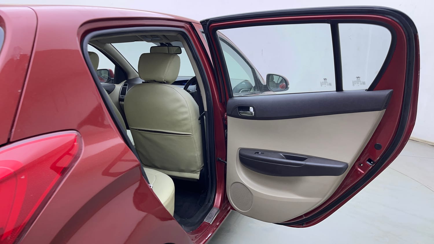Used 2012 Hyundai i20 Sportz 1.2 Petrol Manual interior RIGHT REAR DOOR OPEN VIEW