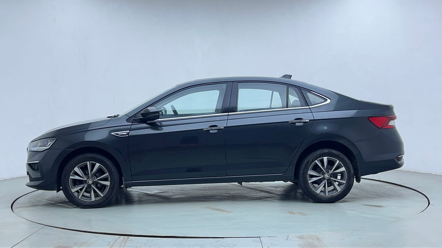 Used 2022 Skoda Slavia Style 1.0L TSI AT Petrol Automatic exterior LEFT SIDE VIEW