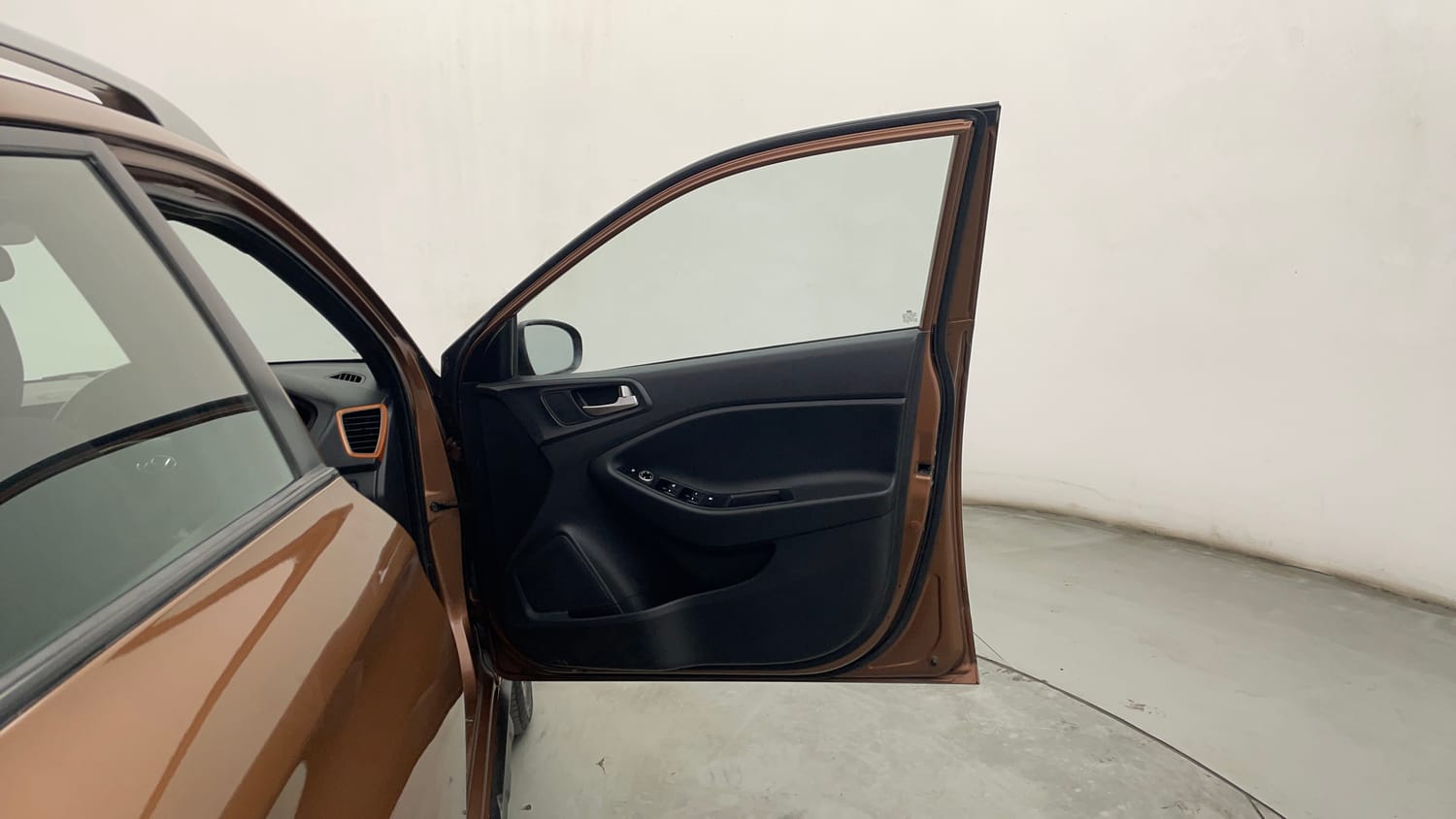 Used 2016 Hyundai i20 Active 1.2 SX Petrol Manual interior RIGHT FRONT DOOR OPEN VIEW