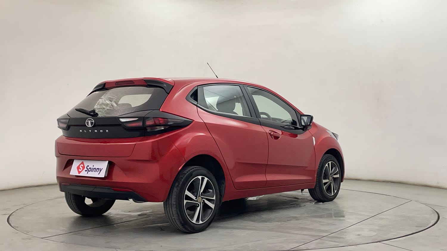 Used 2022 Tata Altroz XZ Petrol Petrol Manual exterior RIGHT REAR CORNER VIEW