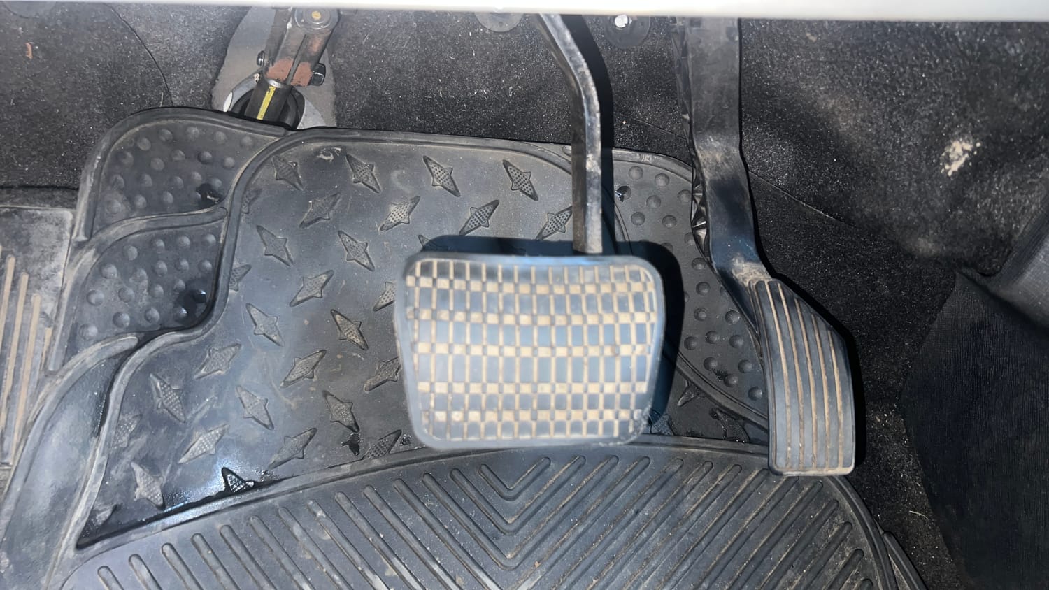 Used 2021 Tata Nexon XZA Plus (S) Petrol Automatic interior PEDALS VIEW