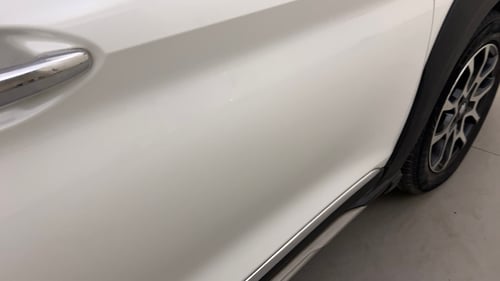 Used 2023 Maruti Suzuki XL6 Zeta AT Petrol Petrol Automatic dents MINOR SCRATCH