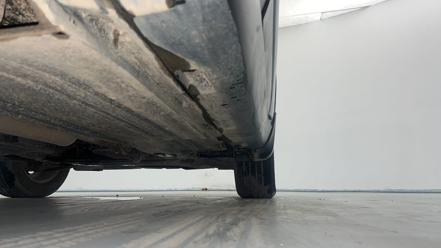 Used 2022 maruti-suzuki Vitara Brezza ZXi Plus Petrol Manual extra REAR RIGHT UNDERBODY VIEW