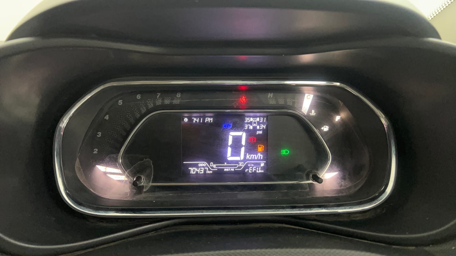 Used 2021 Tata Nexon XZ Plus (O) Diesel Diesel Manual interior CLUSTERMETER VIEW