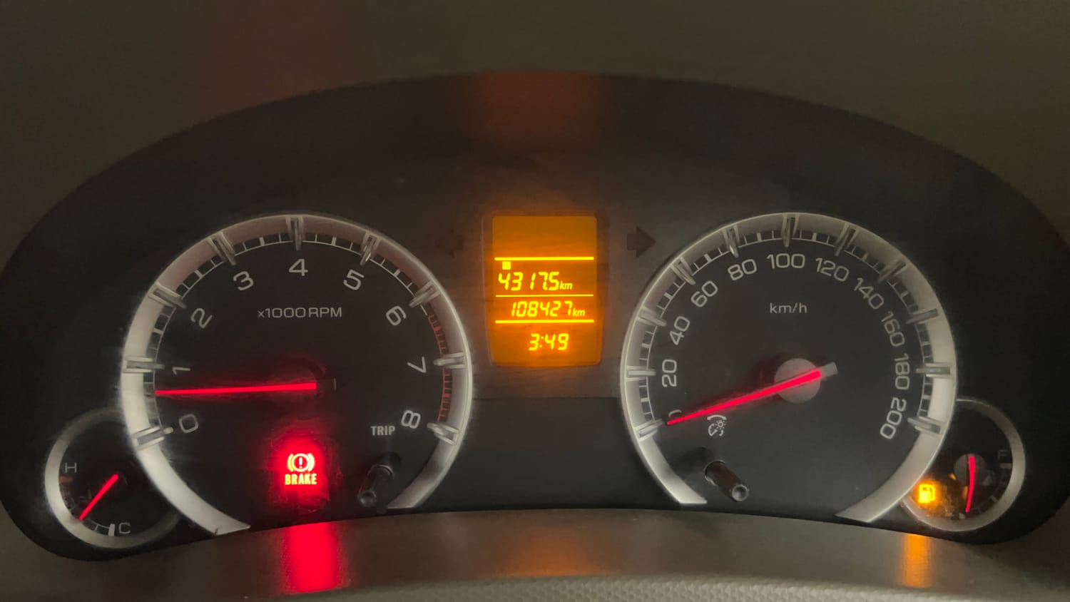 Used 2013 Maruti Suzuki Ertiga Vxi Petrol Manual interior CLUSTERMETER VIEW