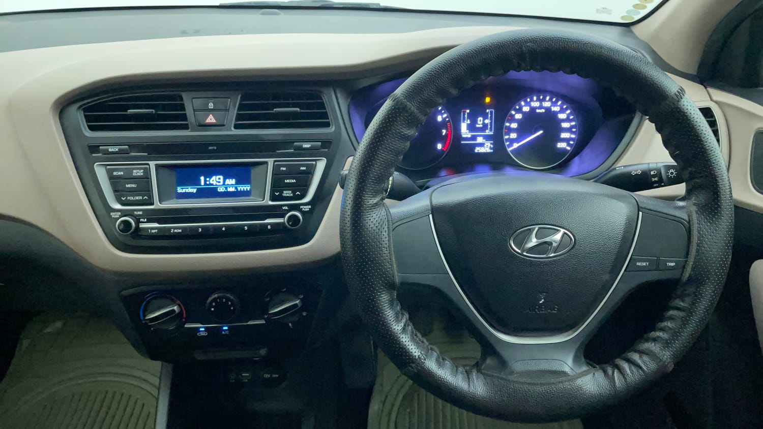 Used 2017 Hyundai Elite i20 Magna Executive 1.2 Petrol Manual interior STEERING VIEW