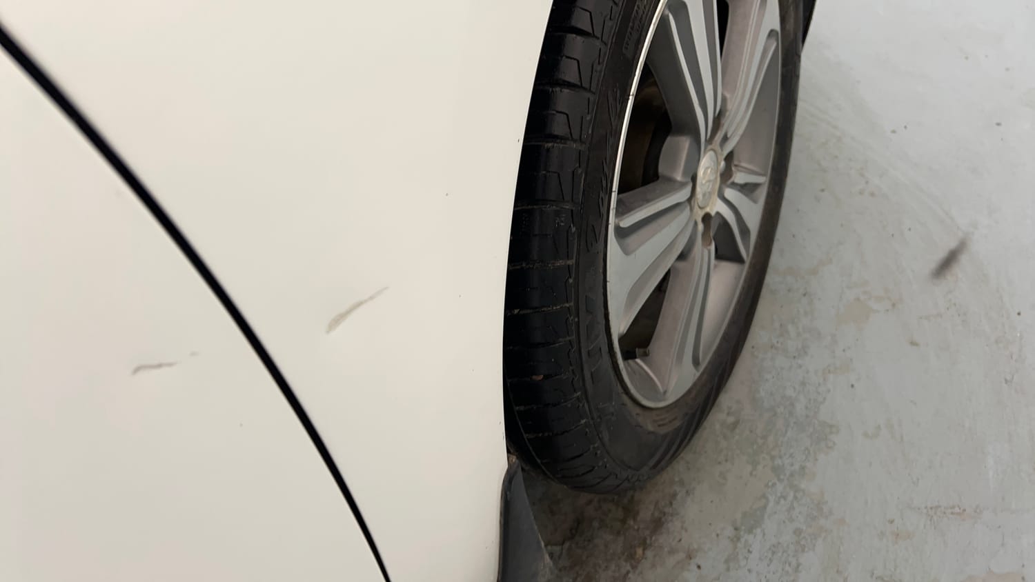 Used 2019 Hyundai Verna SX (O) 1.6 CRDi Diesel Manual dents MINOR SCRATCH