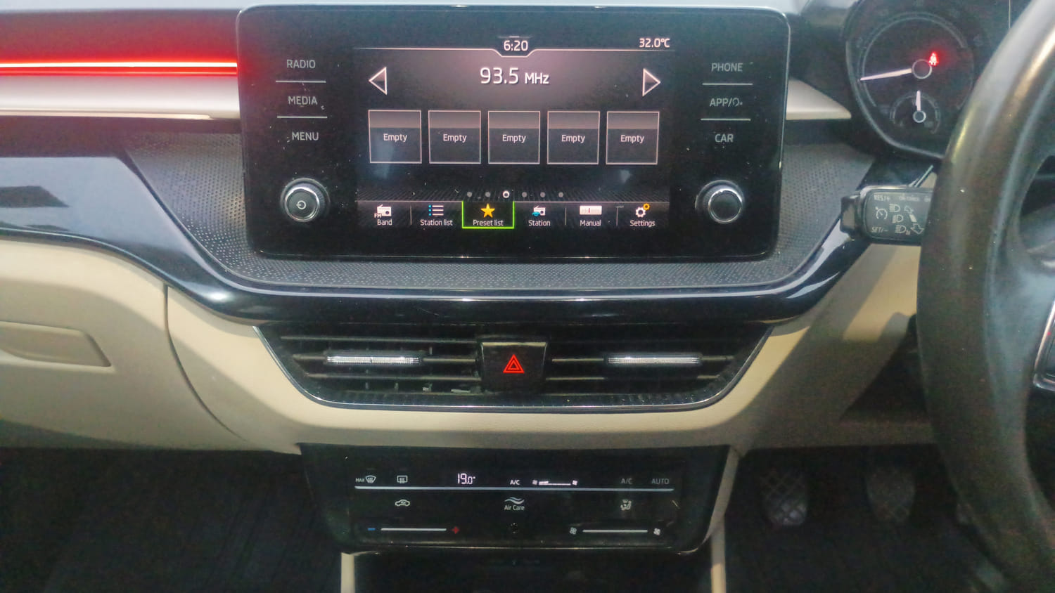Used 2023 Skoda Slavia Ambition 1.0L TSI MT Petrol Manual interior MUSIC SYSTEM & AC CONTROL VIEW