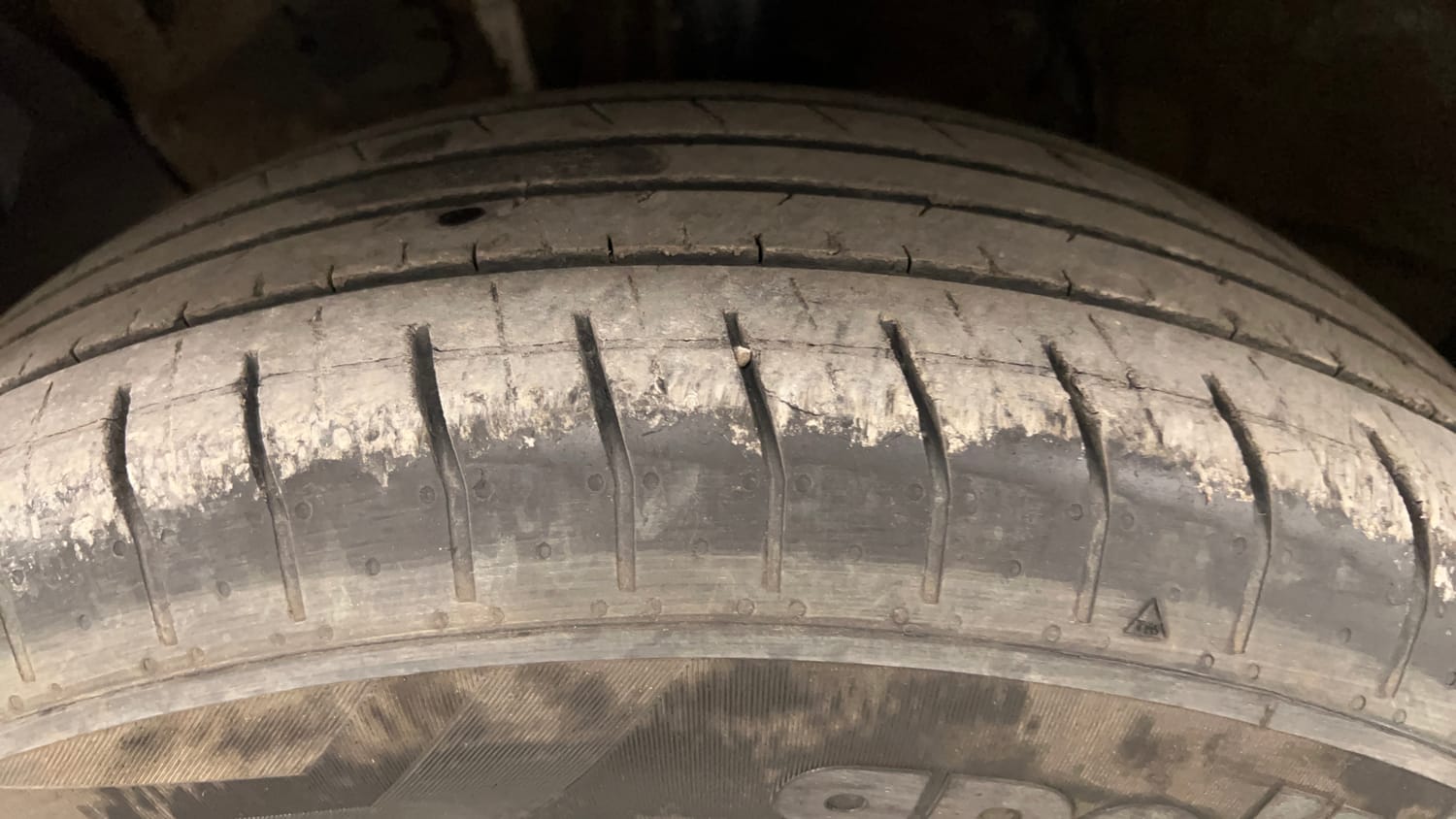 Used 2023 Hyundai Creta S Plus 1.5 Petrol Knight Petrol Manual tyres LEFT FRONT TYRE TREAD VIEW