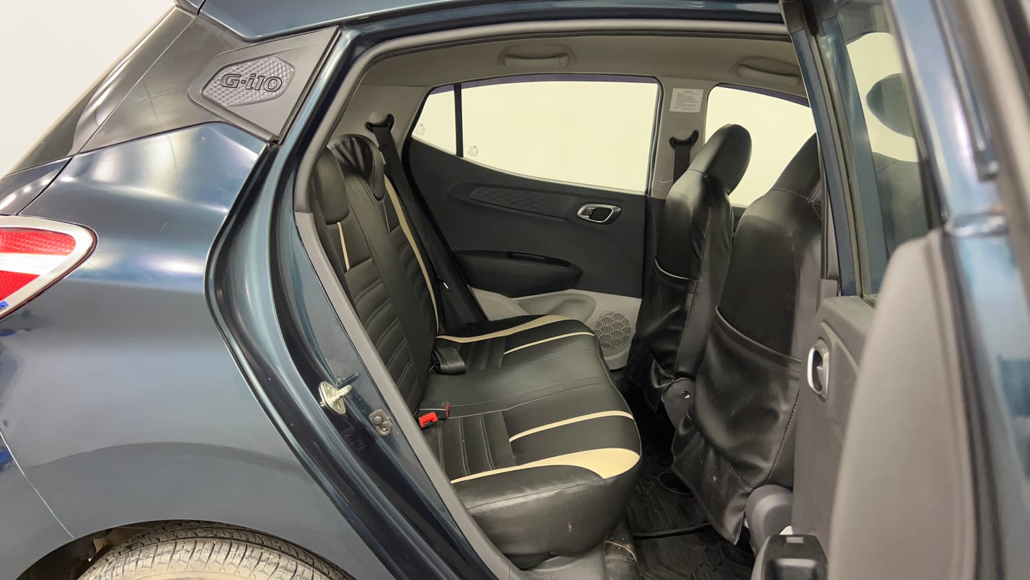Used 2020 Hyundai Grand i10 Nios Sportz 1.2 Kappa VTVT CNG Cng Manual interior RIGHT SIDE REAR DOOR CABIN VIEW