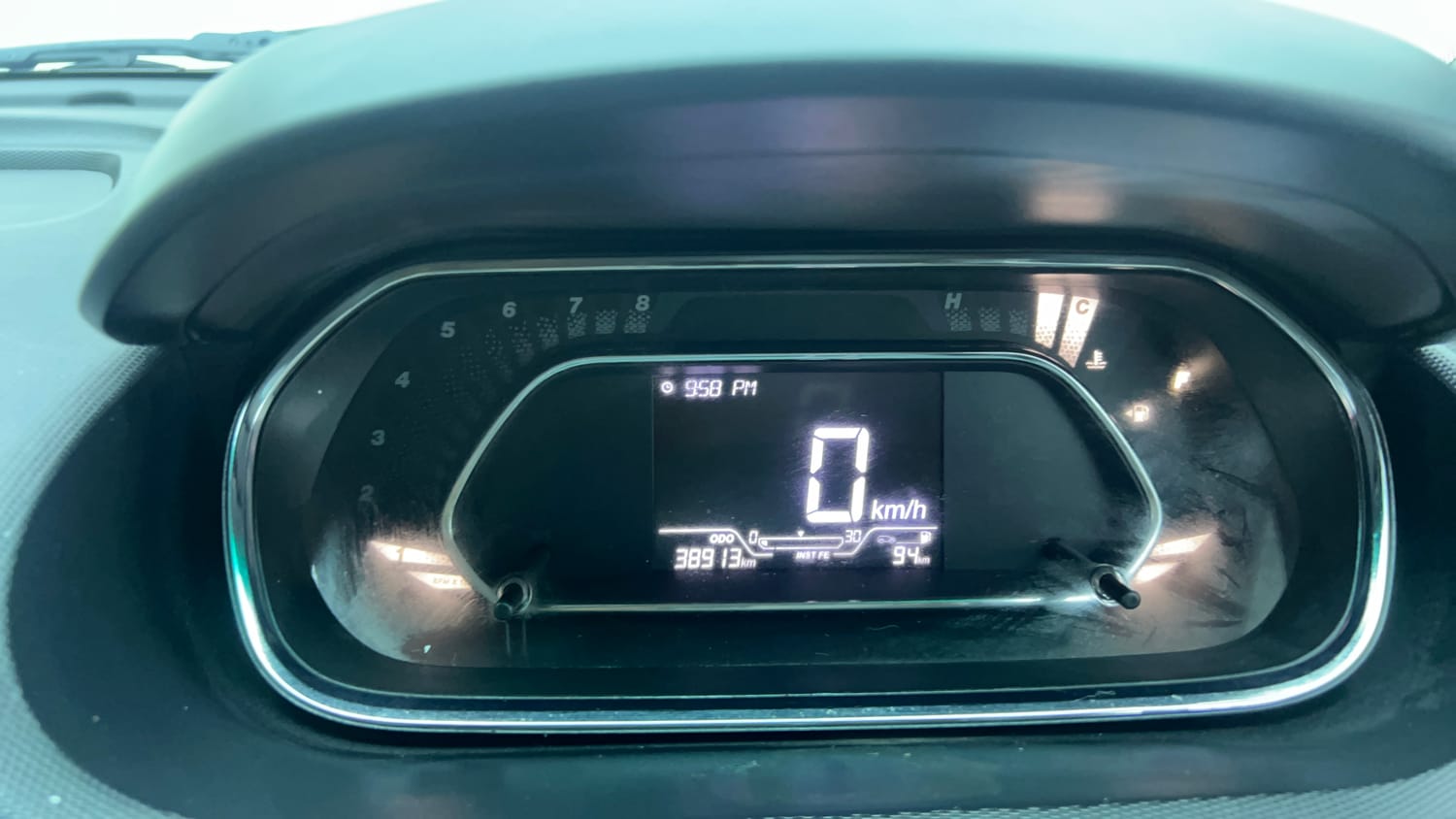 Used 2021 Tata Tiago XZ Petrol Manual interior CLUSTERMETER VIEW