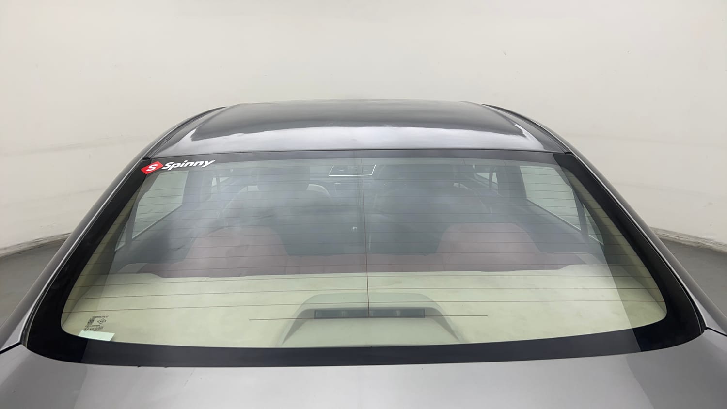 Used 2018 Maruti Suzuki Ciaz Sigma 1.4 MT Petrol Manual exterior BACK WINDSHIELD VIEW