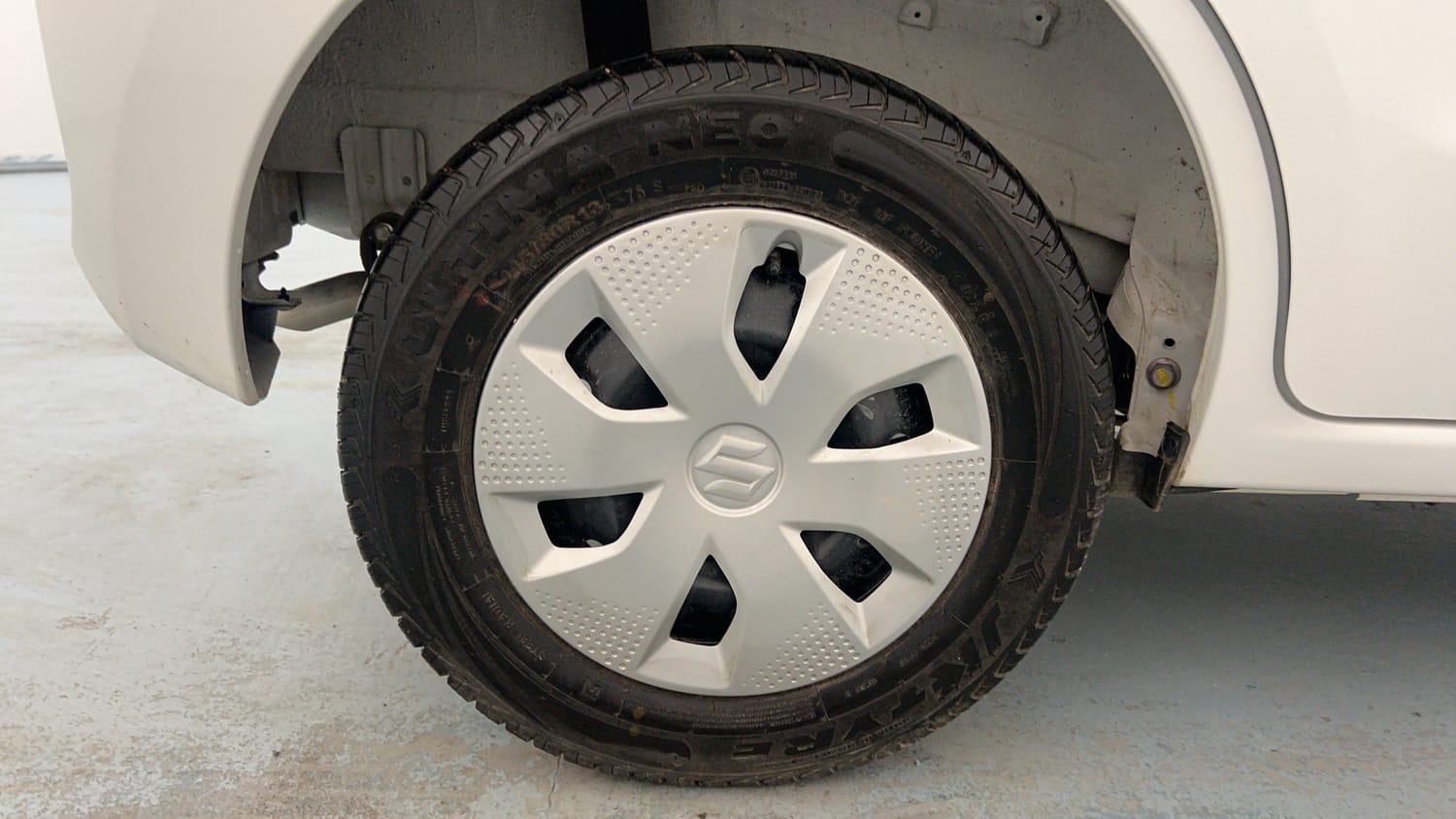 Used 2026 Maruti Suzuki Alto K10 VXi Plus (O) Petrol Manual tyres RIGHT REAR TYRE RIM VIEW