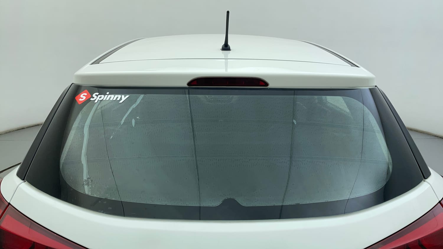 Used 2017 Hyundai Elite i20 Magna Executive 1.2 Petrol Manual exterior BACK WINDSHIELD VIEW