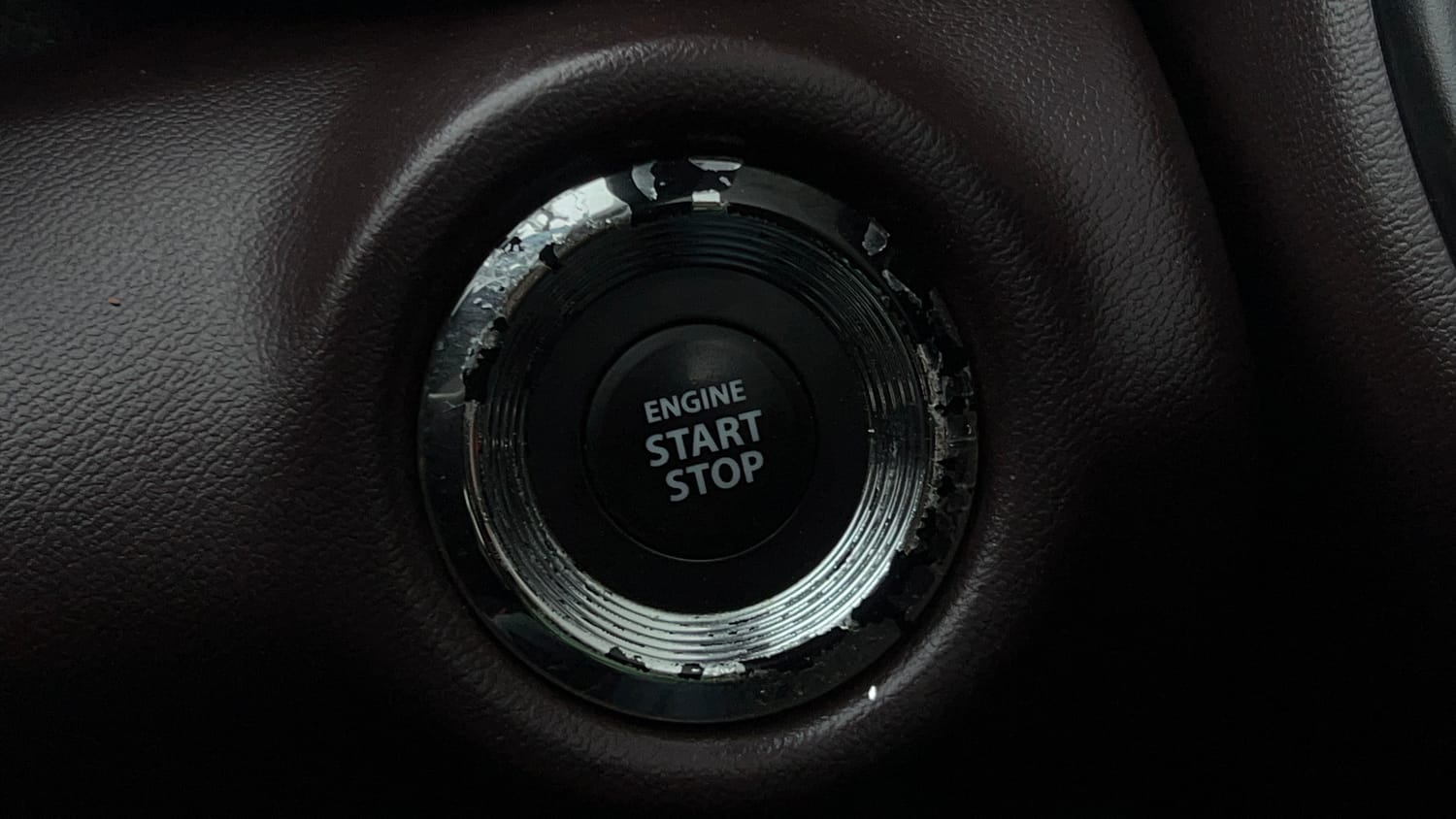 Used 2023 Maruti Suzuki Grand Vitara Sigma Smart Hybrid Petrol Manual top_features Keyless start