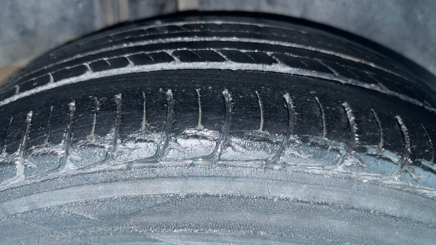 Used 2018 Maruti Suzuki Ciaz Sigma 1.4 MT Petrol Manual tyres RIGHT REAR TYRE TREAD VIEW