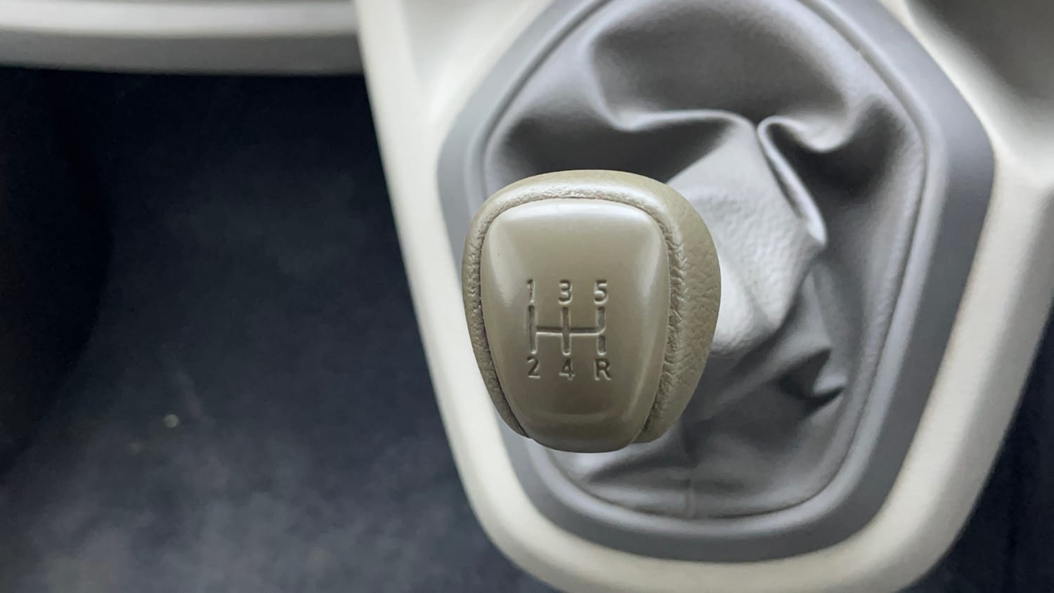 Used 2015 Datsun GO T Petrol Manual interior GEAR  KNOB VIEW