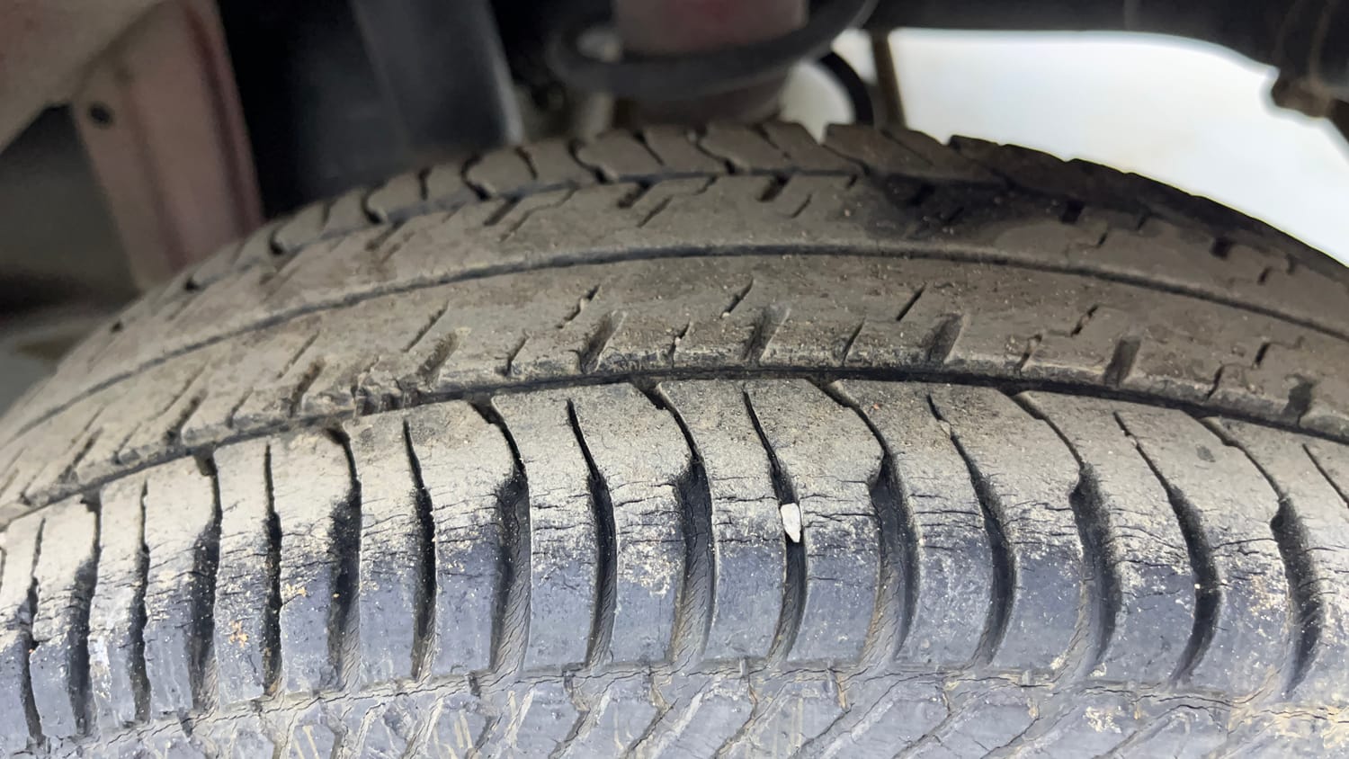 Used 2012 Maruti Suzuki Alto K10 VXi Petrol Manual tyres LEFT REAR TYRE TREAD VIEW