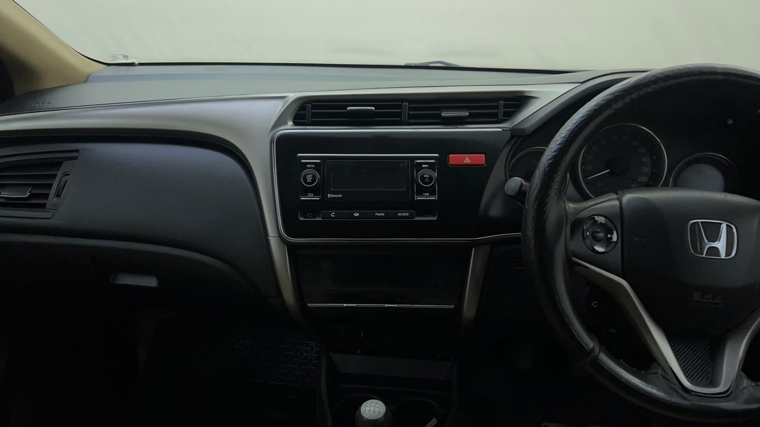 Used 2014 Honda City SV Diesel Diesel Manual interior MUSIC SYSTEM & AC CONTROL VIEW