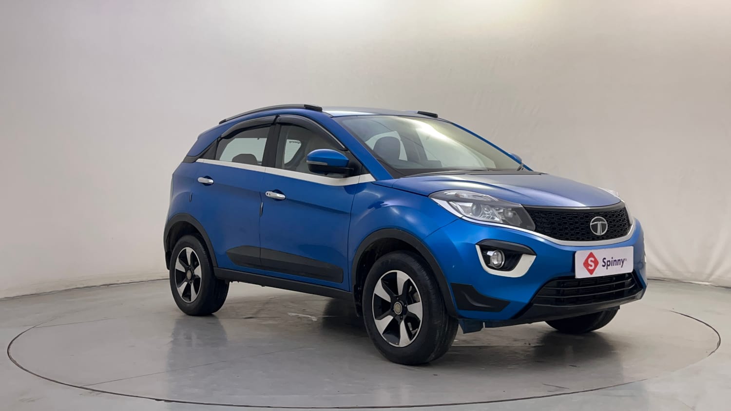 Used 2019 Tata Nexon XZA Plus Petrol Petrol Automatic exterior RIGHT FRONT CORNER VIEW