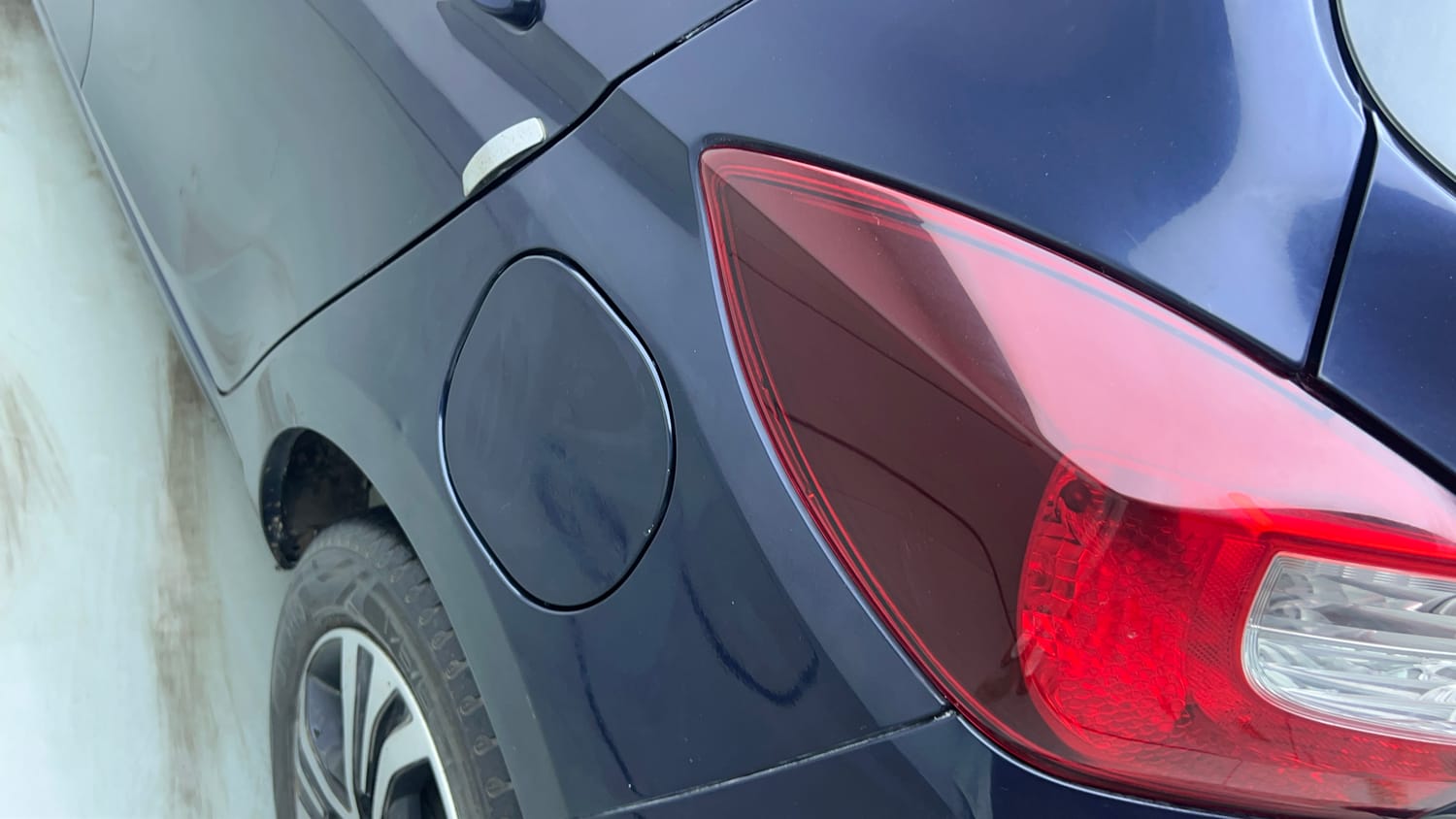 Used 2021 Tata Tiago XZ Petrol Manual dents MINOR DENT