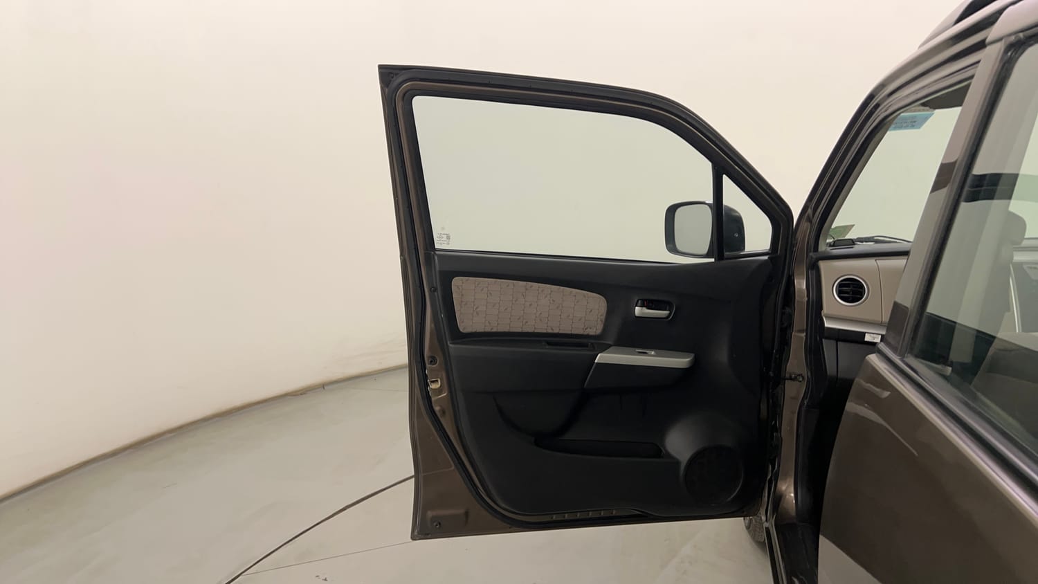 Used 2016 Maruti Suzuki Wagon R 1.0 VXI AMT Petrol Automatic interior LEFT FRONT DOOR OPEN VIEW