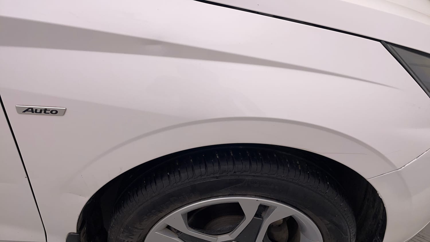 Used 2024 Hyundai i20 Sportz (O) 1.2 IVT Petrol Automatic dents MINOR DENT